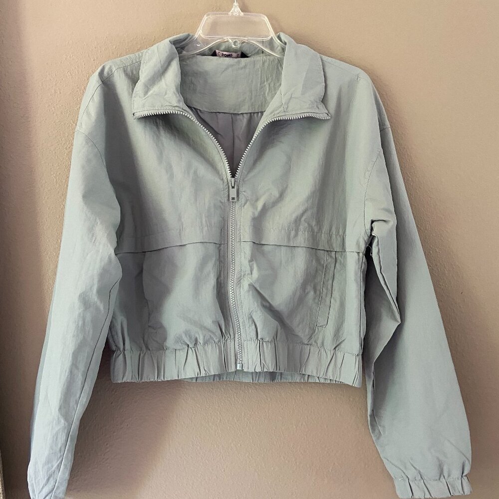 CI SONO SAGE GREEN NYLON CROP ZIP JACKET SZ S